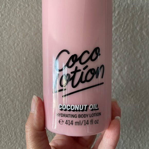 New VS PINK Coco Lotion - Picture 2 of 3